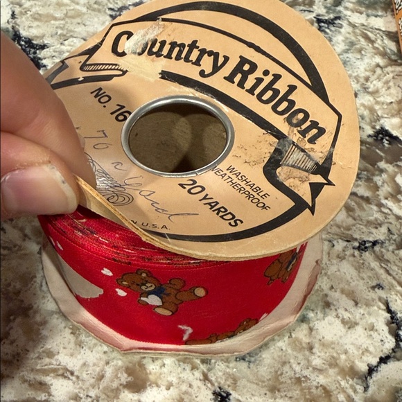 Teddy Bear Ribbon - Picture 1 of 8